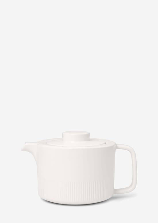 Porcelain teapot from Marc O'Polo